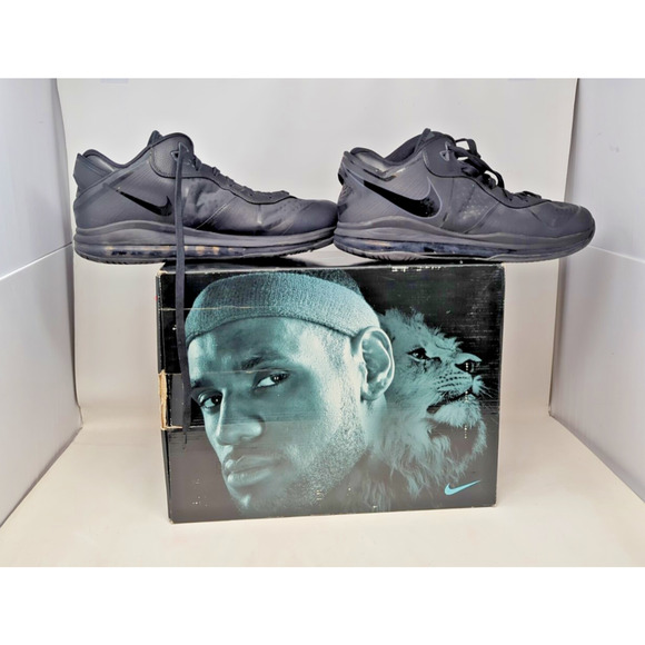 Nike Lebron 8 V/2 Low Triple Black Out Shoes Men’s 13.5 Sneakers 456849 001 - Picture 1 of 8